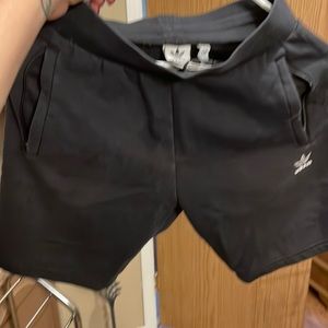 Adidas shorts sz M